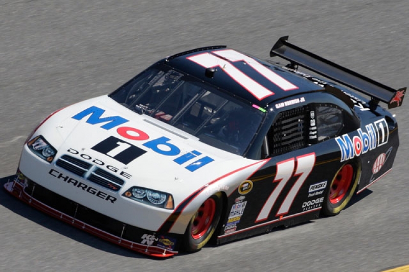 2009_nscs_sam_hornish_jr_car_m.jpg